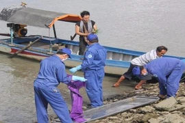 Phát hiện thi thể cô gái trẻ trôi trên sông Sài Gòn