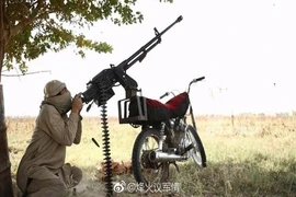 Không tưởng: Phiến quân IS gắn súng 12 ly lên xe gắn máy