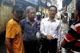 Phó thủ tướng Vũ Đức Đam bất ngờ thị sát Hãng phim truyện Việt Nam