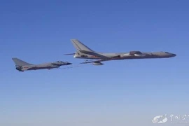 Choáng nặng: J-10 Trung Quốc chỉ bay được liên tục ba tiếng