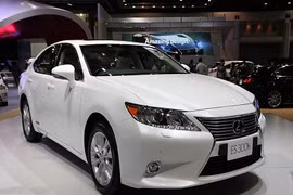 Lexus tung hàng loạt xe đẳng cấp tại triển lãm Bangkok