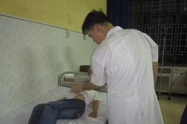 Đến lượt sữa Cô gái Hà Lan khiến học sinh nhập viện