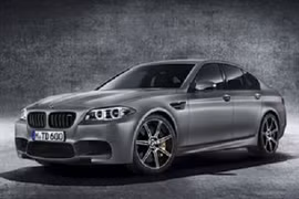 Hàng hiếm BWM M5 30 Jahre đội giá gấp đôi trên ebay