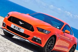 500 xe Ford Mustang 2015 cháy hàng trong 30 giây