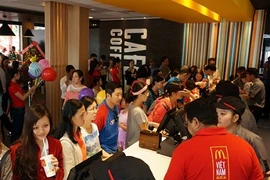 McDonald VN khoe lượng khách khổng lồ tháng đầu tiên