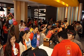 McDonald VN khoe lượng khách khổng lồ tháng đầu tiên