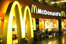 Đột nhập bếp ăn của ông lớn Mc Donald