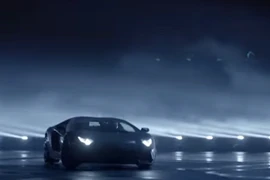 Xem xế khủng Lamborghini, BMW, Ford drift đẳng cấp đóng quảng cáo