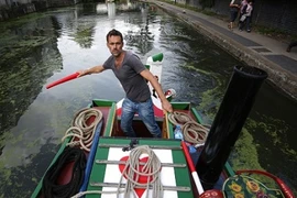 Bão giá bất động sản cuốn dân Anh xuống thuyền