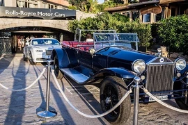 Rolls-Royce độc lạ, hút đại gia cưỡi phi thuyền thưởng lãm