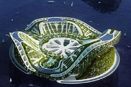 Ngắm nhà lênh đênh trên mặt nước