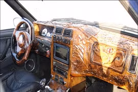 Nội thất trạm khắc gỗ cực độc của xế hộp Huyndai 