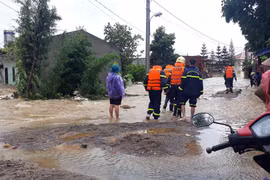 Hậu bão số 3, Mộc Châu - Sơn La oằn mình chống lũ