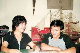 Dung mạo và tài năng của con trai duy nhất Thanh Bạch - Xuân Hương 