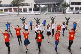 Giới trẻ rực cháy với định nghĩa “Thanh niên chuẩn“