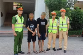 Nghệ An: Bắt hai thanh niên dùng dao cướp tài sản của người đi đường