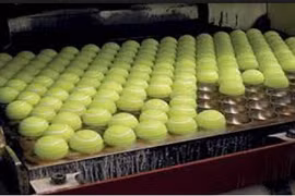 Quy trình sản xuất bóng tennis ít người biết