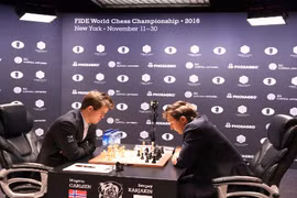 Cùng quan sát kỉ lục ván cờ nhanh nhất thế giới