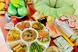 Rằm tháng 7 nên cúng cỗ chay hay mặn?