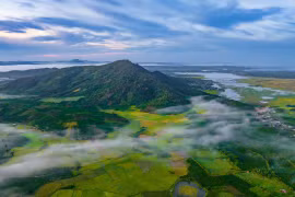 Mê đắm vẻ hoang sơ quyến rũ của núi lửa Chư Đăng Ya