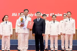 Ông Lê Đức Xuân giữ chức Viện trưởng VKSND cấp cao tại TP HCM