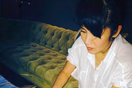 Hồng Nhung bình thản viết lời cho Cát Tường mặc bão đá