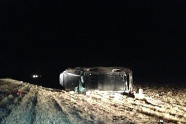 Ca sĩ Quang Lê, Lam Anh bị tai nạn ôtô