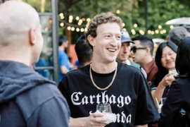 Ông chủ Facebook muốn bán áo phông phiên bản giới hạn