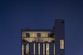 Nhà phố được thiết kế tối giản, thông thoáng tràn ngập thiên nhiên