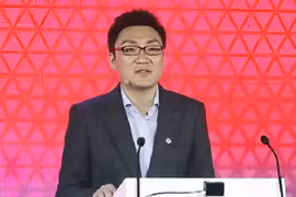 Ông chủ Temu tụt hạng và bị các đại gia khác vượt mặt 