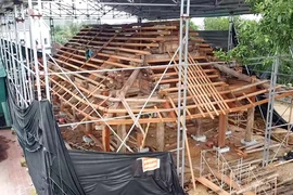 Khám phá ngôi đình cổ gần 300 năm bên bờ sông Lam được trùng tu gấp