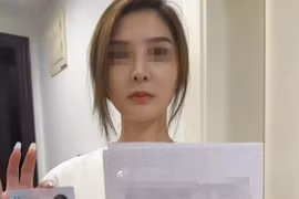 Cô gái xinh đẹp công khai thừa nhận yêu 7 người đàn ông cùng lúc