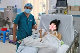 Cô gái bị ung thư di căn trong tình thế 'ngàn cân treo sợi tóc' may mắn được các bác sĩ bệnh viện Từ Dũ cứu sống