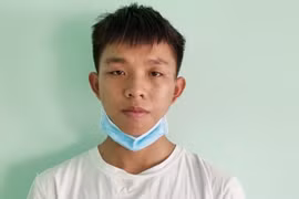 Tạm giữ nam sinh cùng anh ruột đi cướp ngân hàng ở miền Tây