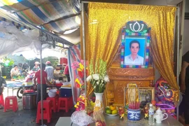 Y sĩ ở miền Tây sát hại người tình rồi tự tử