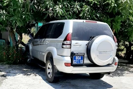 Nhiều xe biển số xanh chở cán bộ ghé đám giỗ nhà Trưởng Ban Tổ chức Tỉnh ủy Sóc Trăng