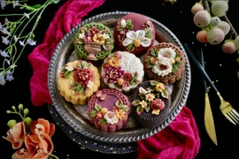 Mẹ đảm làm bánh cúng rằm tháng 7 đẹp đến nỗi “không nỡ ăn“