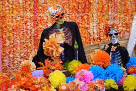 “Ma quỷ” ngập tràn phố Hàng Mã trước thềm Halloween