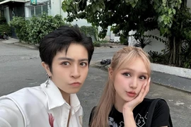 Giữa nghi vấn hẹn hò, Xoài Non 'đe dọa' Gil Lê trên livestream