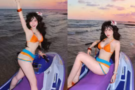 Hot girl Bảo Khuyên Susan diện bikini nóng bỏng cưỡi moto nước