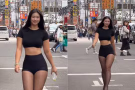 Nàng hot girl nặng 85kg gây náo loạn phố với thân hình cực phẩm