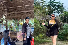 Bà mẹ U50 khiến người xem tròn mắt với màn biến hình ấn tượng