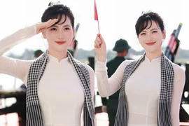 Phương Anh Đào đẹp không tỳ vết khi diện áo dài chào 30/4