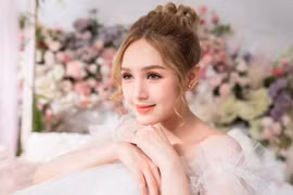 Xoài Non tung tin nhắn của kẻ nói xấu mình trên sóng livestream