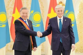 Việt Nam - Kazakhstan nâng cấp quan hệ lên Đối tác Chiến lược