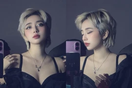 Nữ trọng tài gợi cảm nhất VCS khoe ảnh trước gương tràn viền