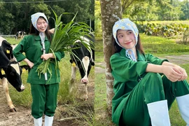 MC Khánh Vy làm “cô gái chăn bò”, giao diện cực đáng yêu