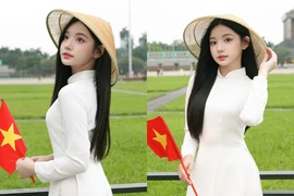 “Tiên nữ mukbang” diện áo dài, đội nón lá khiến fan mê mẩn