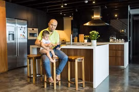 Choáng với căn hộ thông minh của nhạc sĩ Huy Tuấn