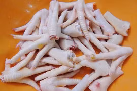 Bật mí mẹo rút xương chân gà cực nhanh trong 3 bước